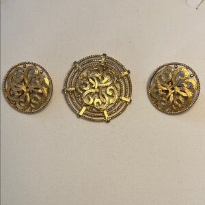 Gold Filigree Brooch and clip on Earring Set